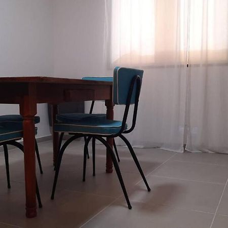 Departamento Calle Mendoza Albus -Acceso Rapido Ruta 22 General Roca Eksteriør billede