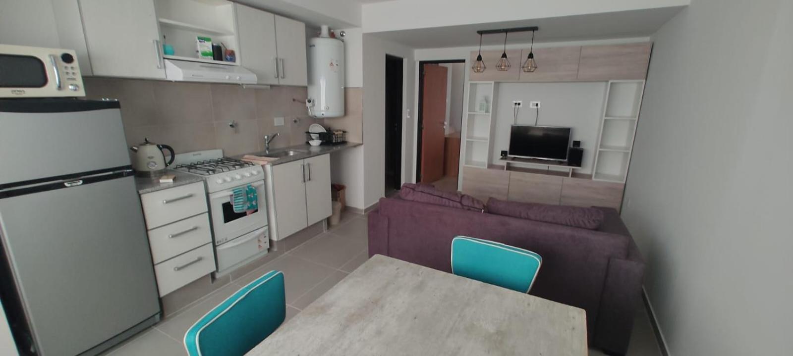 Departamento Calle Mendoza Albus -Acceso Rapido Ruta 22 General Roca Eksteriør billede